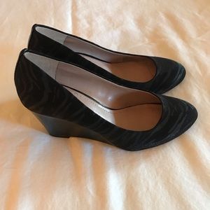 Vince Camuto Black Animal Print Wedges